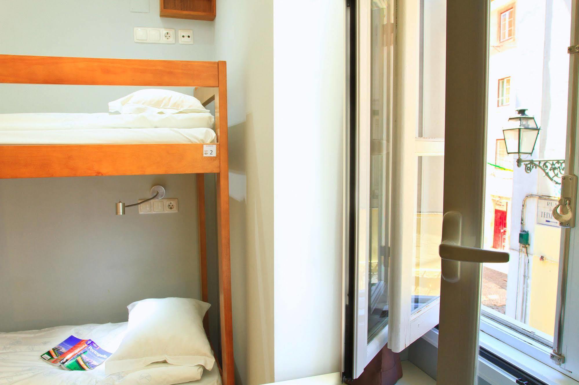 ליסבון B.A. Hostel מראה חיצוני תמונה